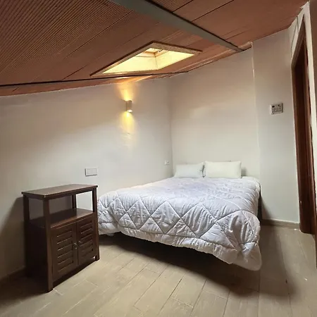 Apartment At Alcantara