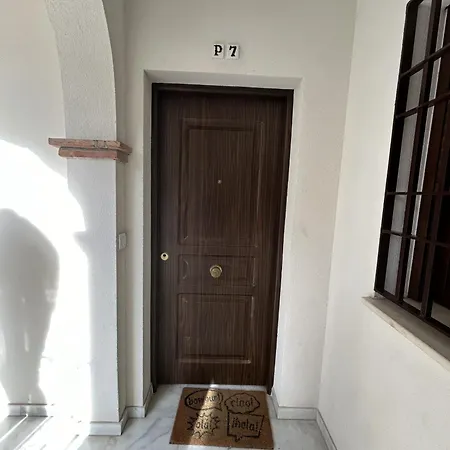 Apartment At Alcantara *