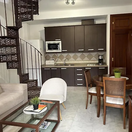 Apartment At Alcantara